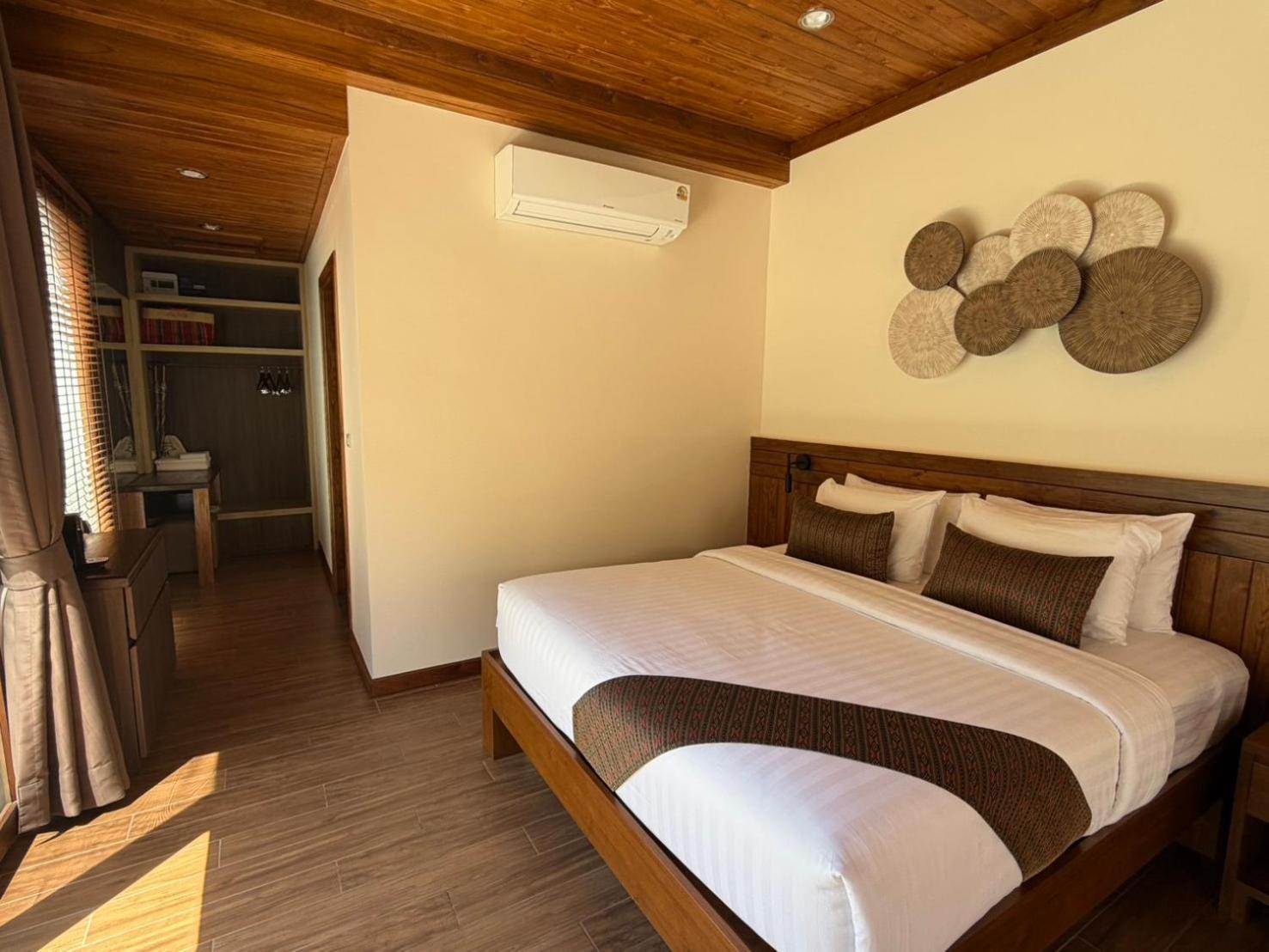 Executive Pool Villa